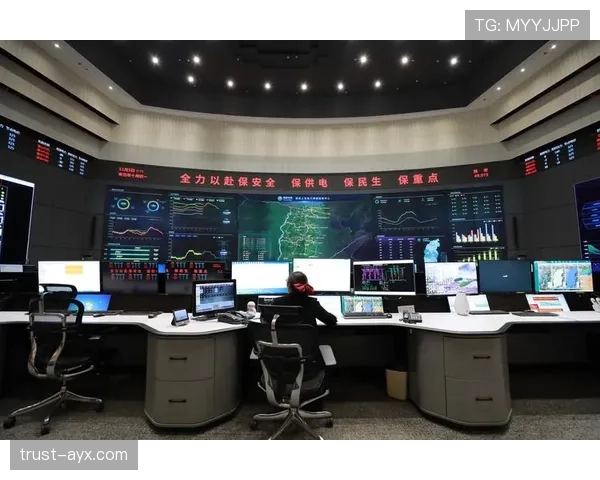 穆西亚拉从容应对媒体聚焦,状态稳步回升展现大将风范 穆西亚拉从容应对媒体聚焦,状态稳步回升展现大将风范