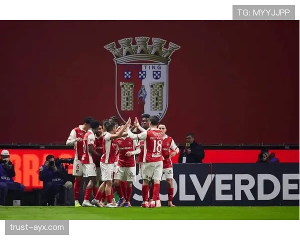 埃迪·豪率纽卡斯尔强势复苏,英超争四新篇章引关注 埃迪·豪率纽卡斯尔强势复苏,英超争四新篇章引关注