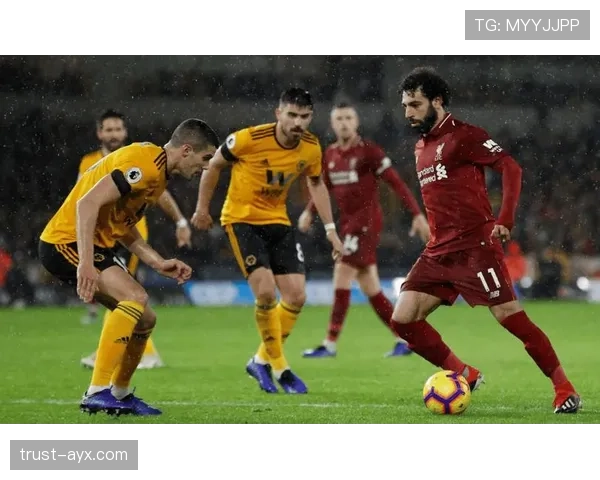 西汉姆中场结构优化成关键，控球能力提升助力球队整体表现