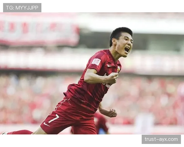 武磊助上海海港稳扎稳打，加冕球队新冠军英雄