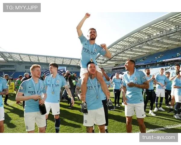 战术理念与危机并存，曼城的核心难题背后，争冠定位正在动摇！