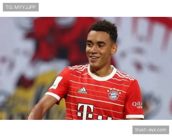 穆西亚拉遭遇犯规时的应对策略分析