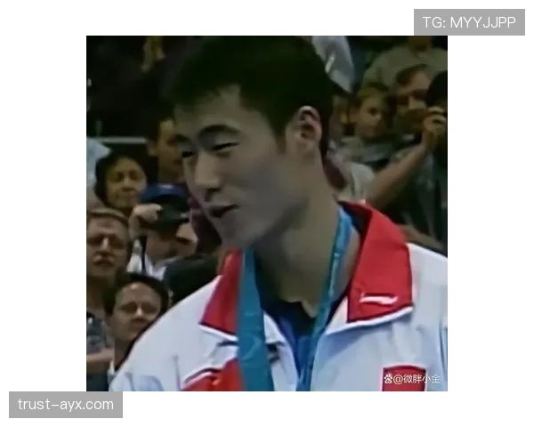 王励勤退役后住上海老小区，邻居说他买菜还砍价